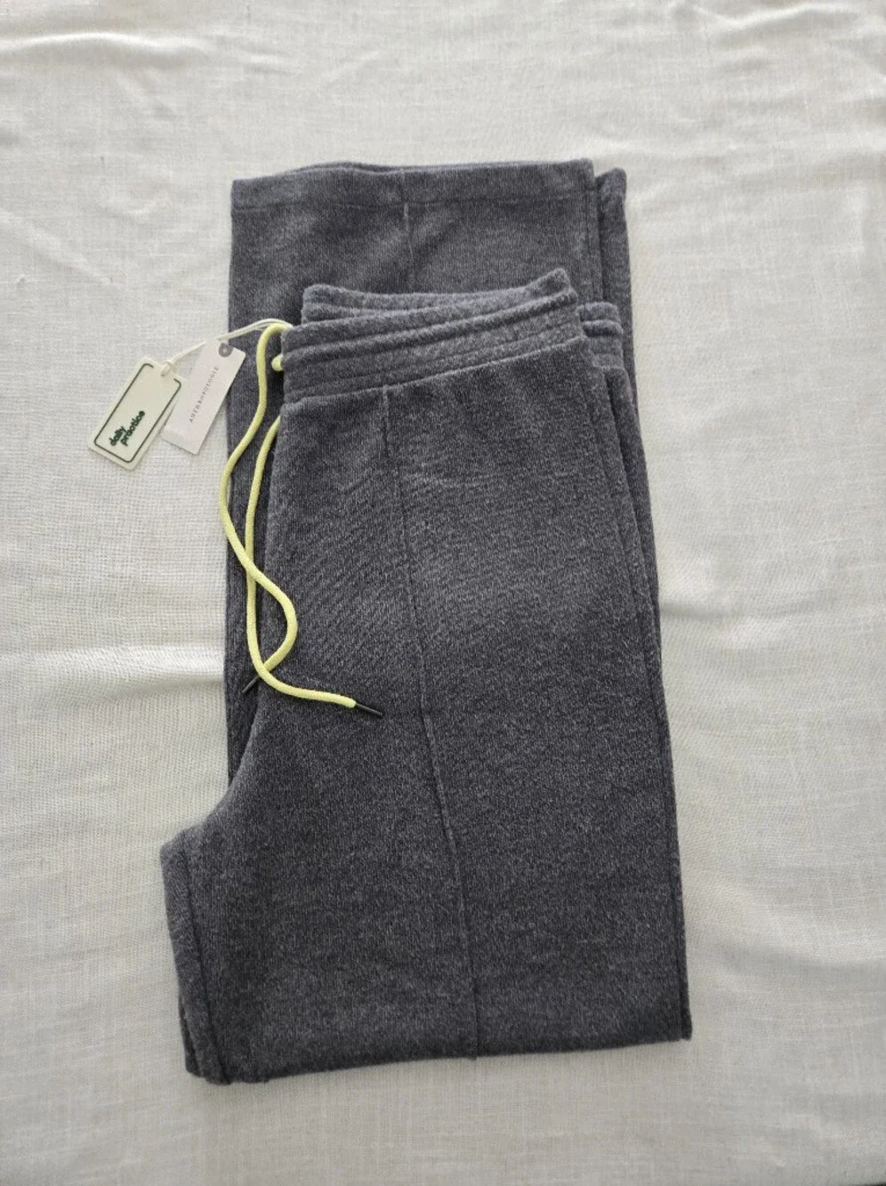 NWT Daily Practice Sweatpant
